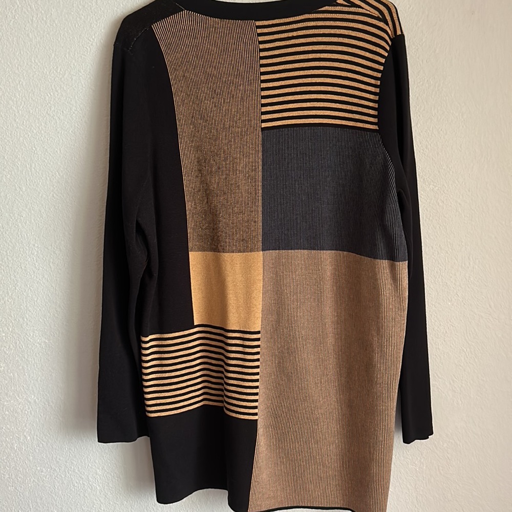 Cardigan - Picture 4 of 4